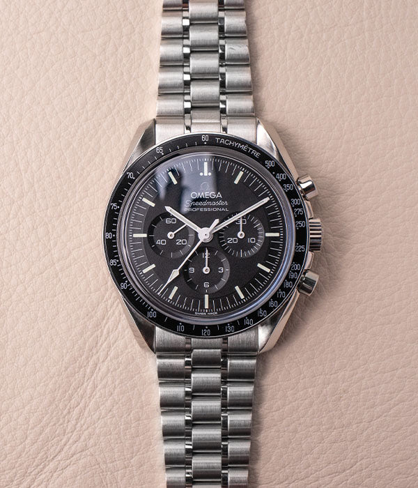 Omega speedmaster moonwatch sapphire sandwich best sale