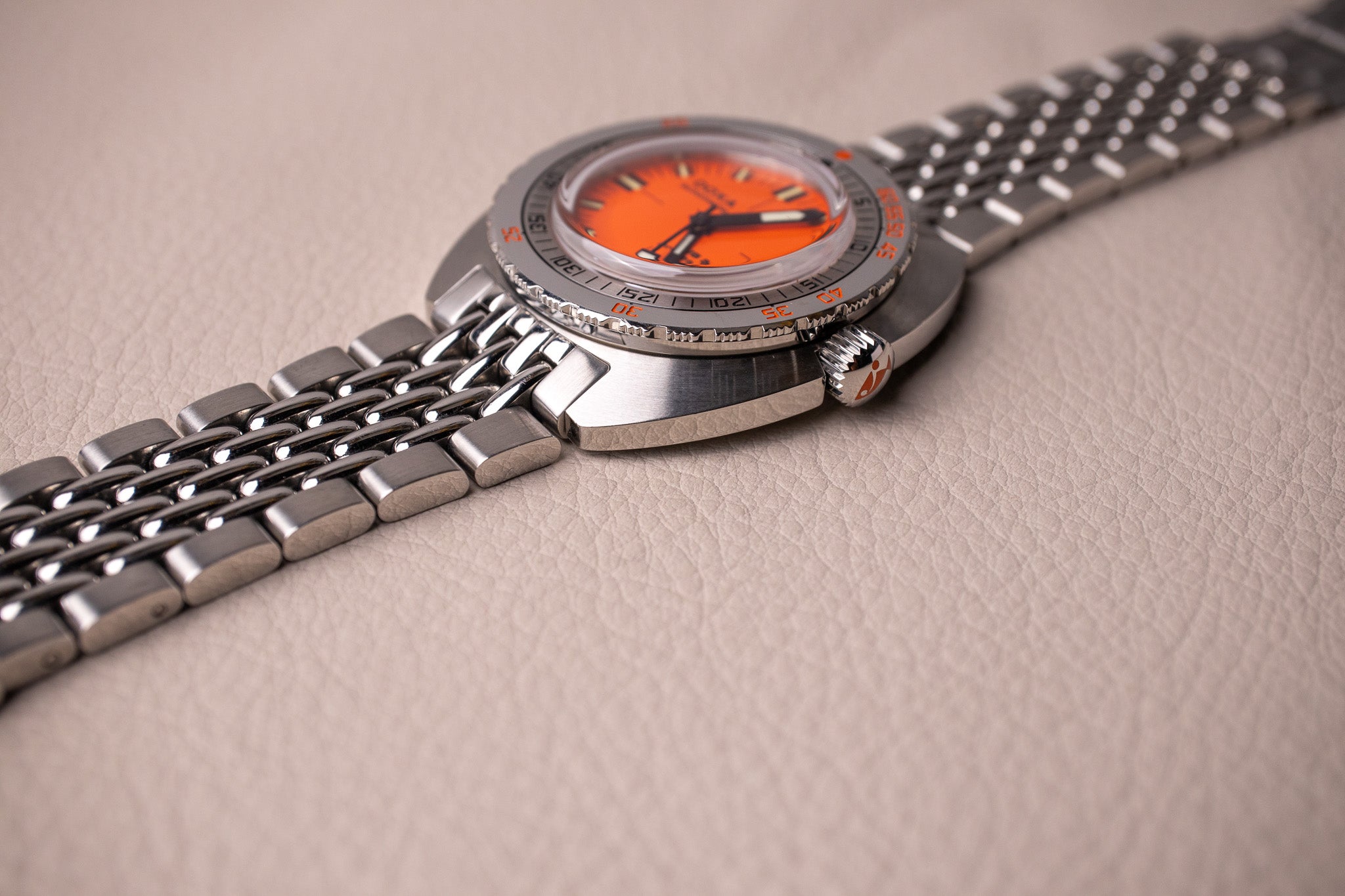 Doxa SUB 300 Professional 821.10.351.10