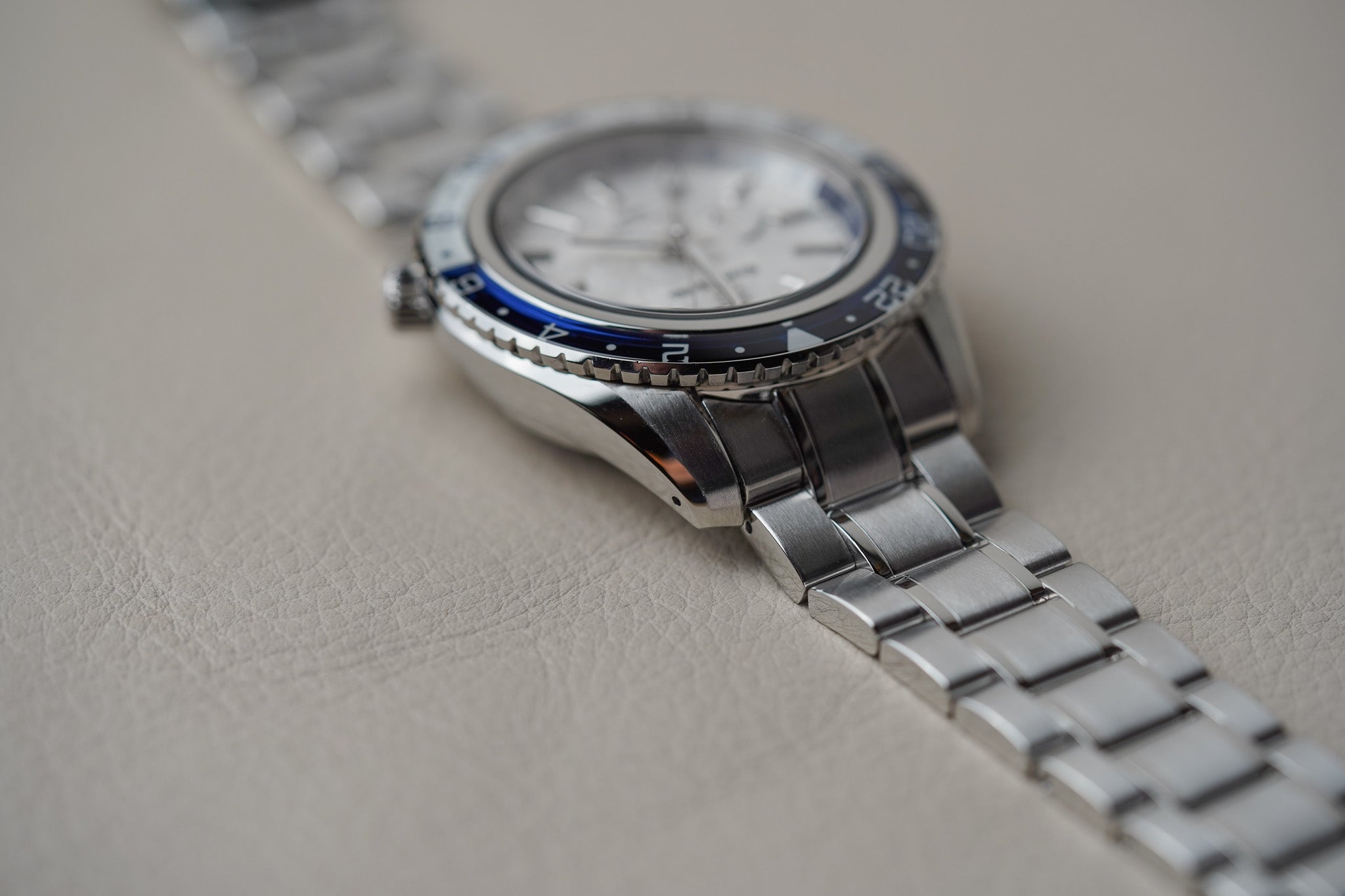 Grand Seiko Spring Drive GMT SBGE275