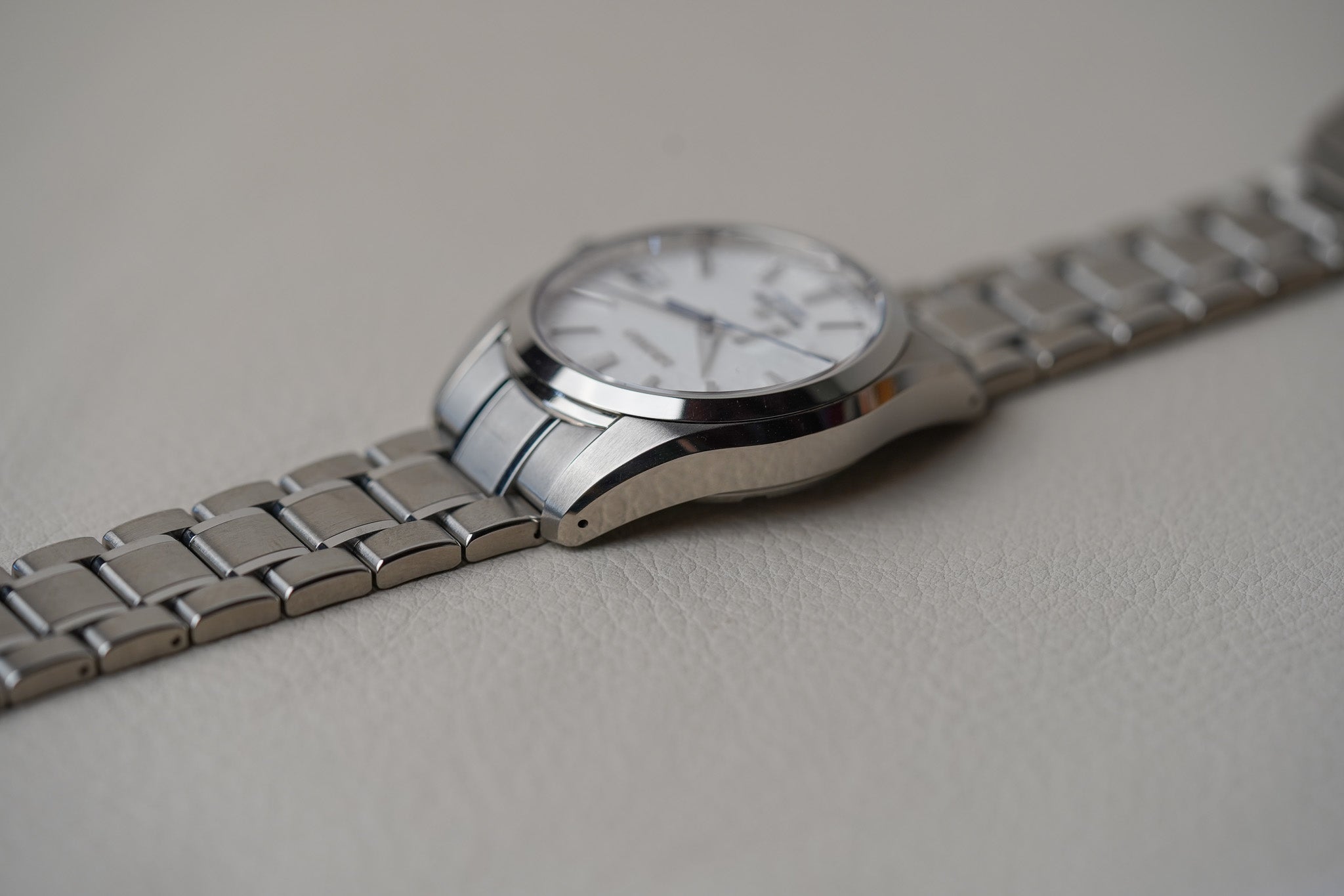 Grand Seiko “Snowflake” SBGA011