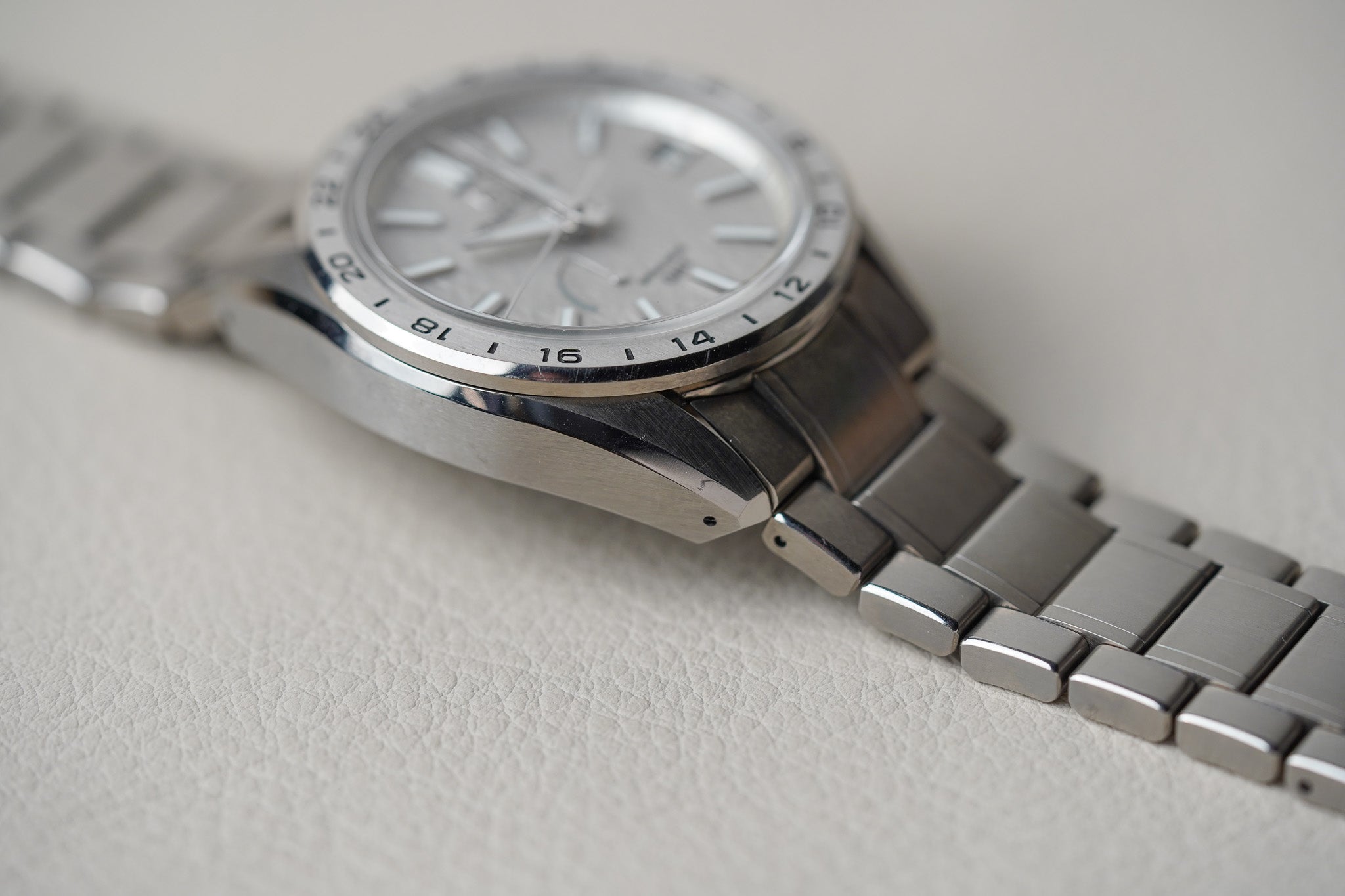 Grand Seiko GMT SBGE285 'Mistflake'