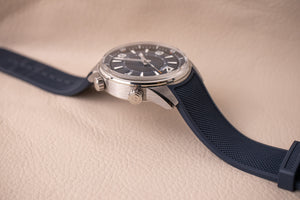 Jaeger-LeCoultre Polaris Date Q906868J Blue Dial