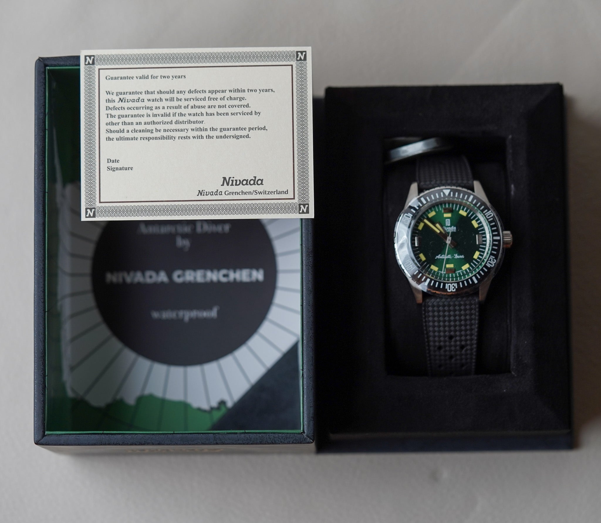 Nivada Grenchen Antarctic Diver Green Dial No Date Tropic 32059A01