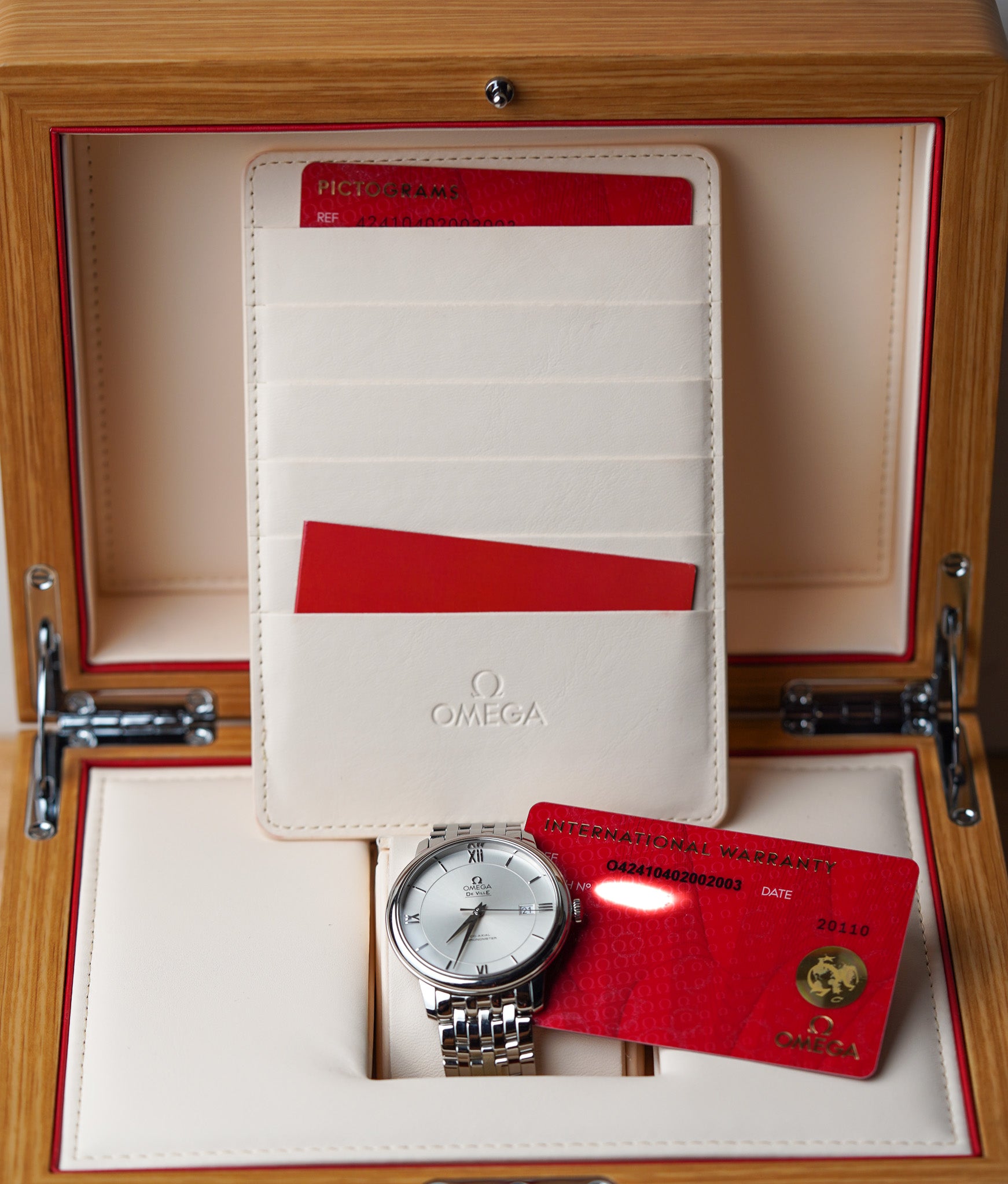 Omega De Ville Prestige 424.10.40.20.02.003