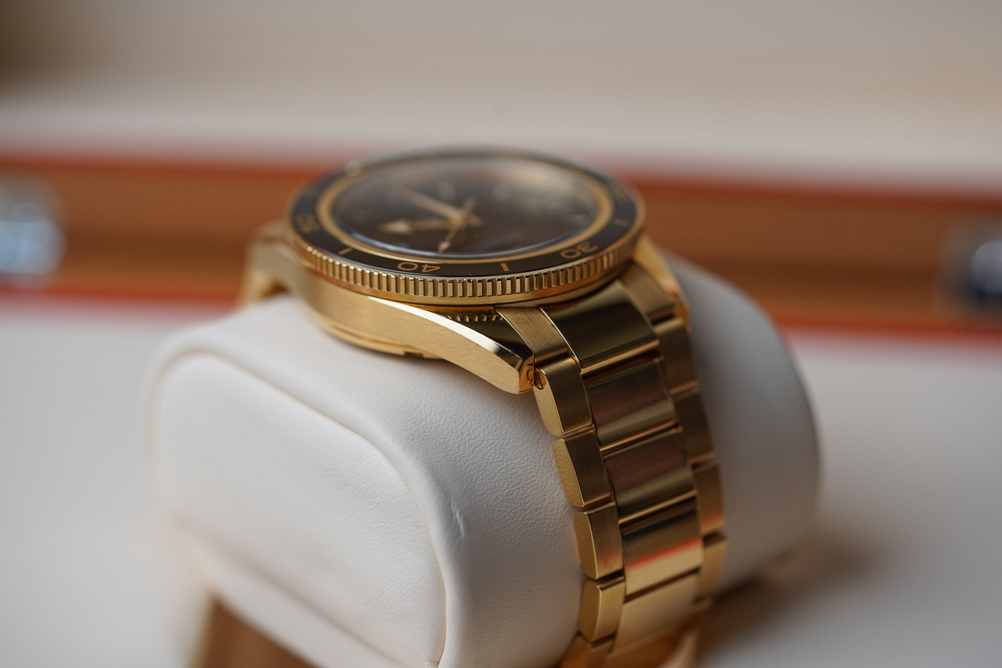 Omega Seamaster 300 Yellow Gold 41mm 233.60.41.21.01.002