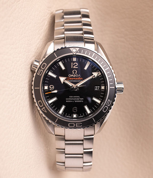 Omega Seamaster Planet Ocean 600M 42mm 232.30.42.21.01.001 'Skyfall'