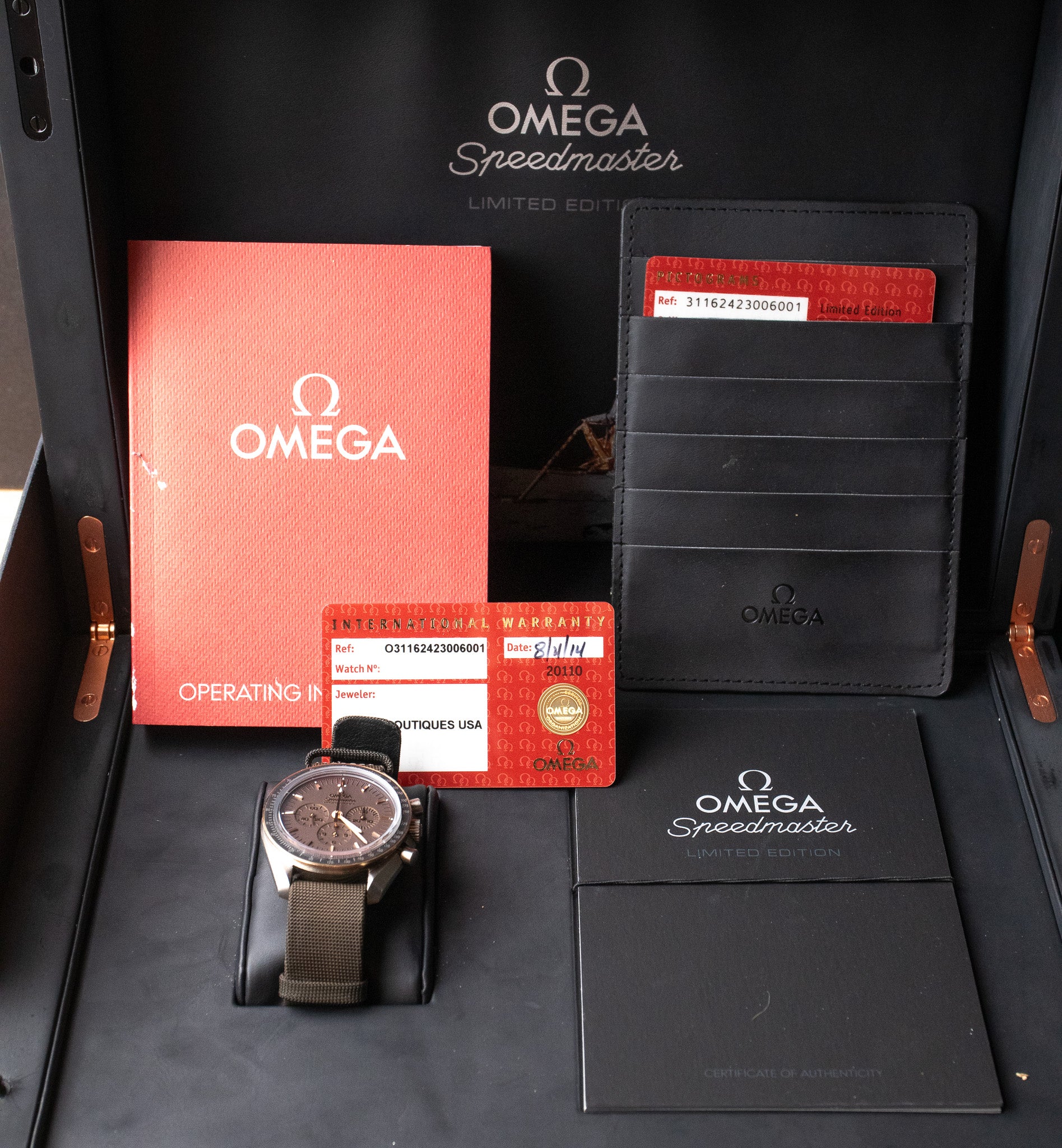 Omega Speedmaster Apollo 11 '45th Anniversary' Titanium - Sedna Gold 311.62.42.30.06.001