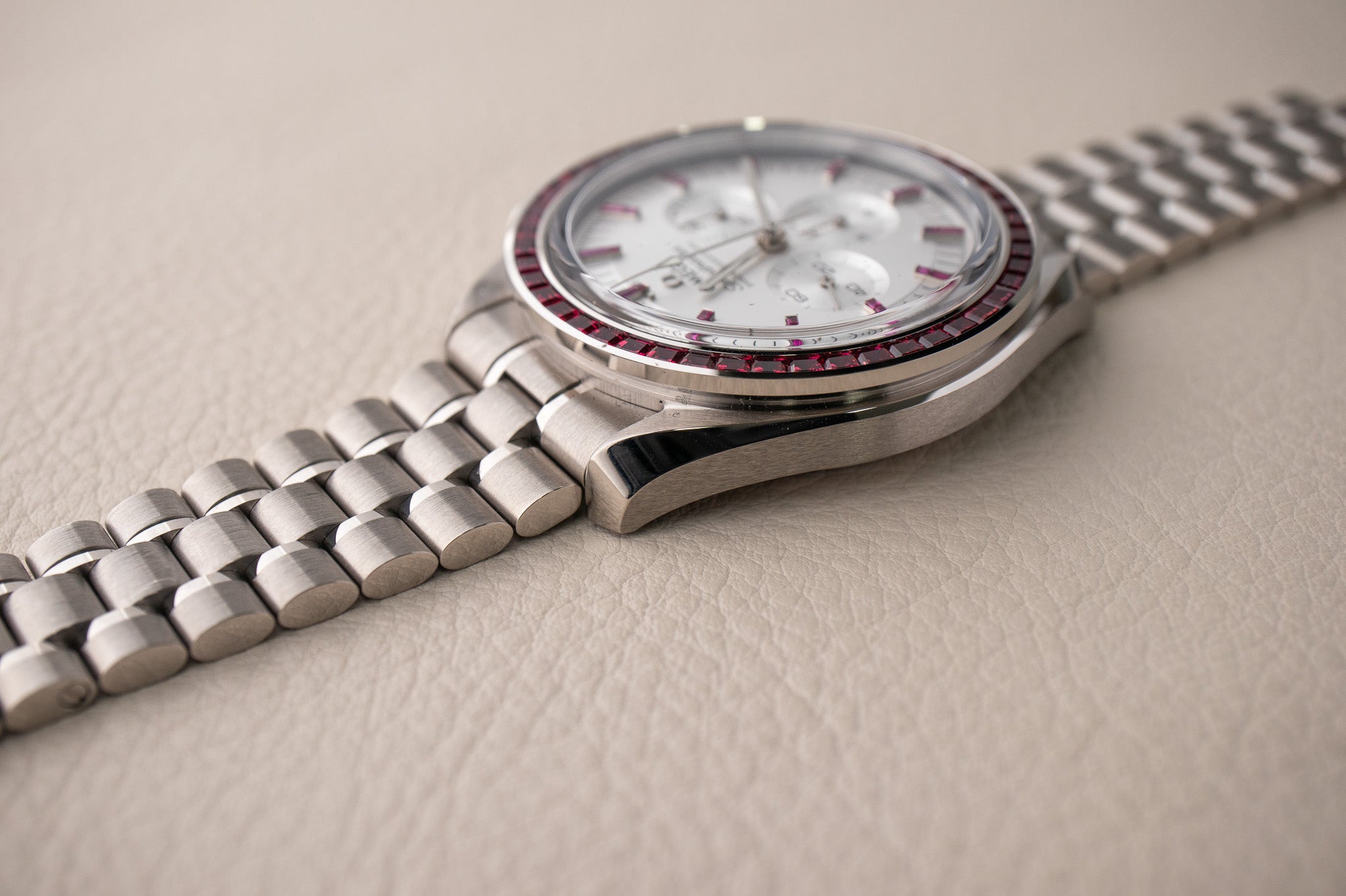 Omega Speedmaster Canopus Gold - Ruby Bezel/Indicies 310.55.42.50.52.001