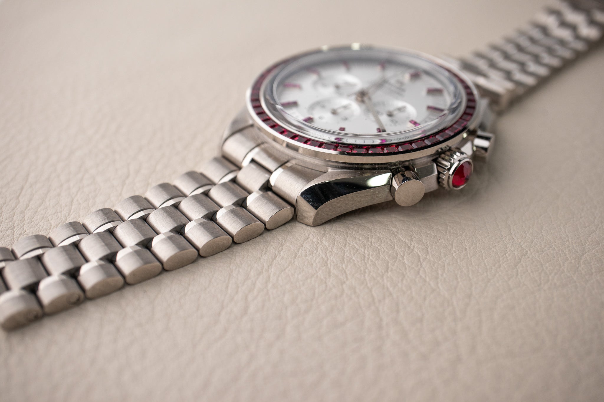 Omega Speedmaster Canopus Gold - Ruby Bezel/Indicies 310.55.42.50.52.001