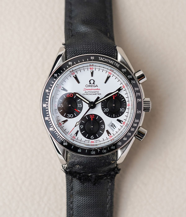 Omega Speedmaster Date 40mm Panda Dial 323.30.40.40.04.001