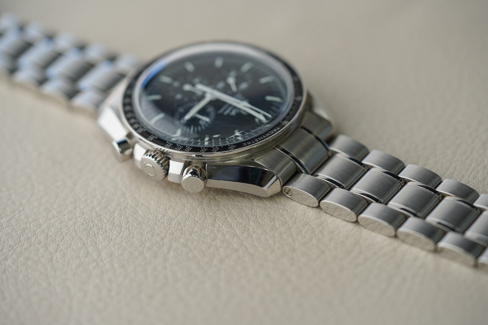 Omega Speedmaster Hesalite 311.30.42.30.01.005