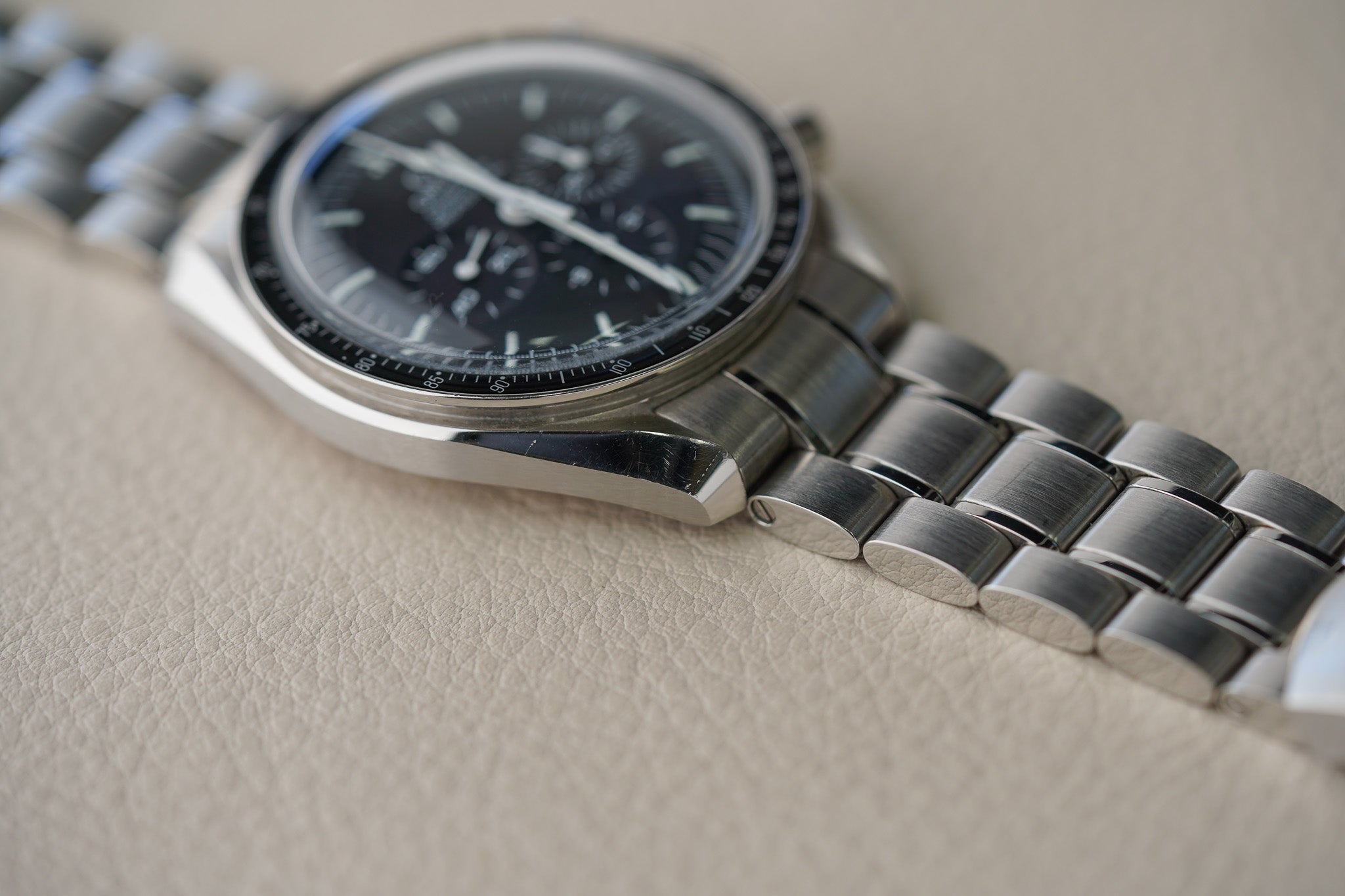 Omega Speedmaster Hesalite Moonwatch 311.30.42.30.01.005