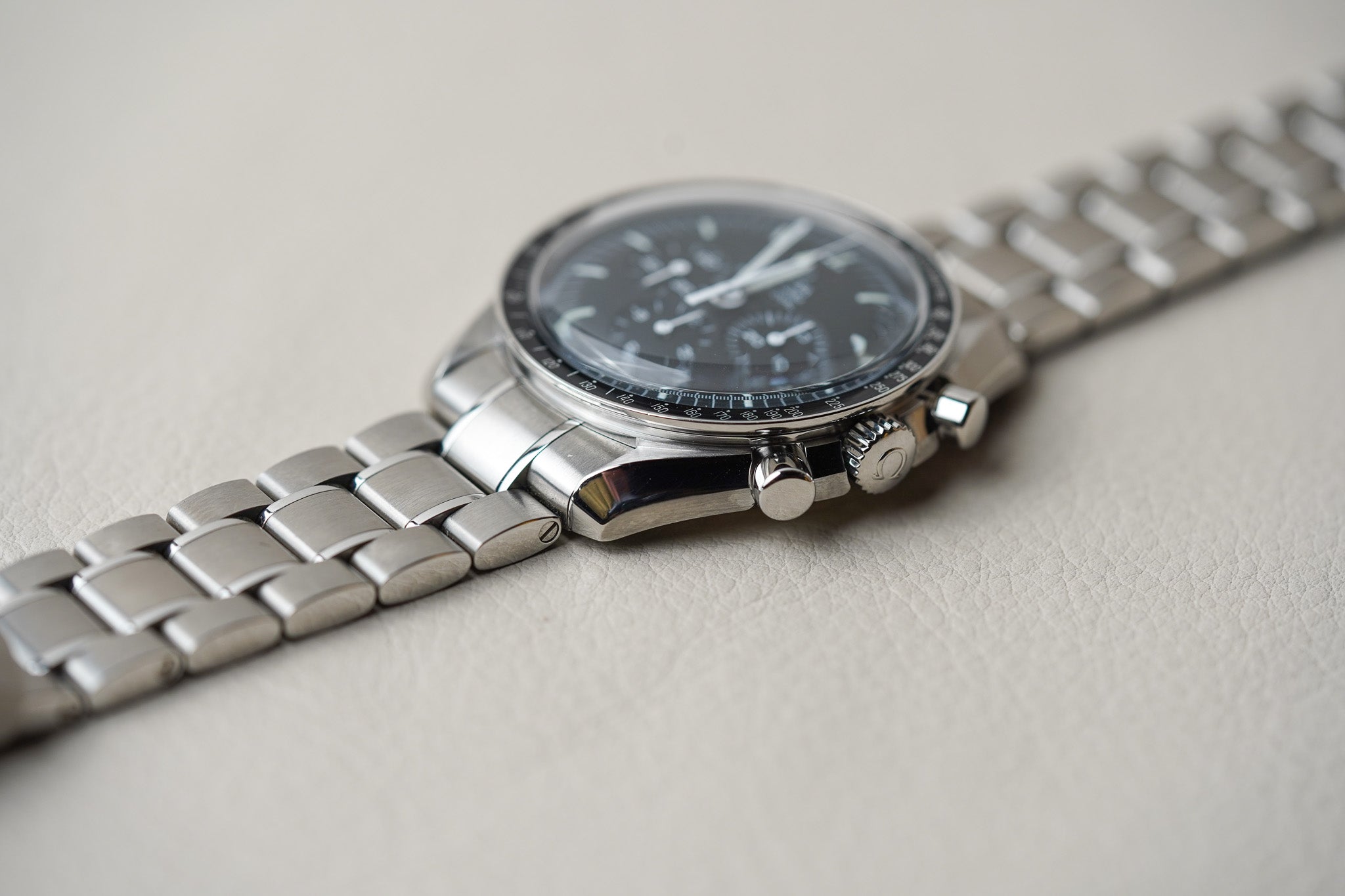 Omega Speedmaster Hesalite Moonwatch 311.30.42.30.01.005