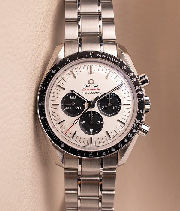 Omega Speedmaster Tokyo 2020 Panda 522.30.42.30.04.001