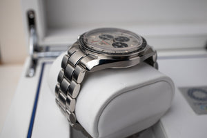 Omega Speedmaster Tokyo 2020 Panda 522.30.42.30.04.001