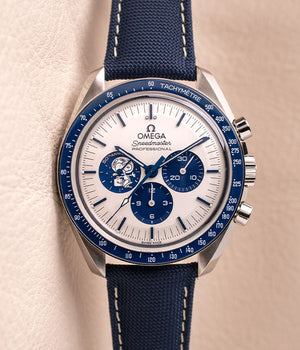 Omega Speedmaster “Silver Snoopy Award” 310.32.42.50.02.001