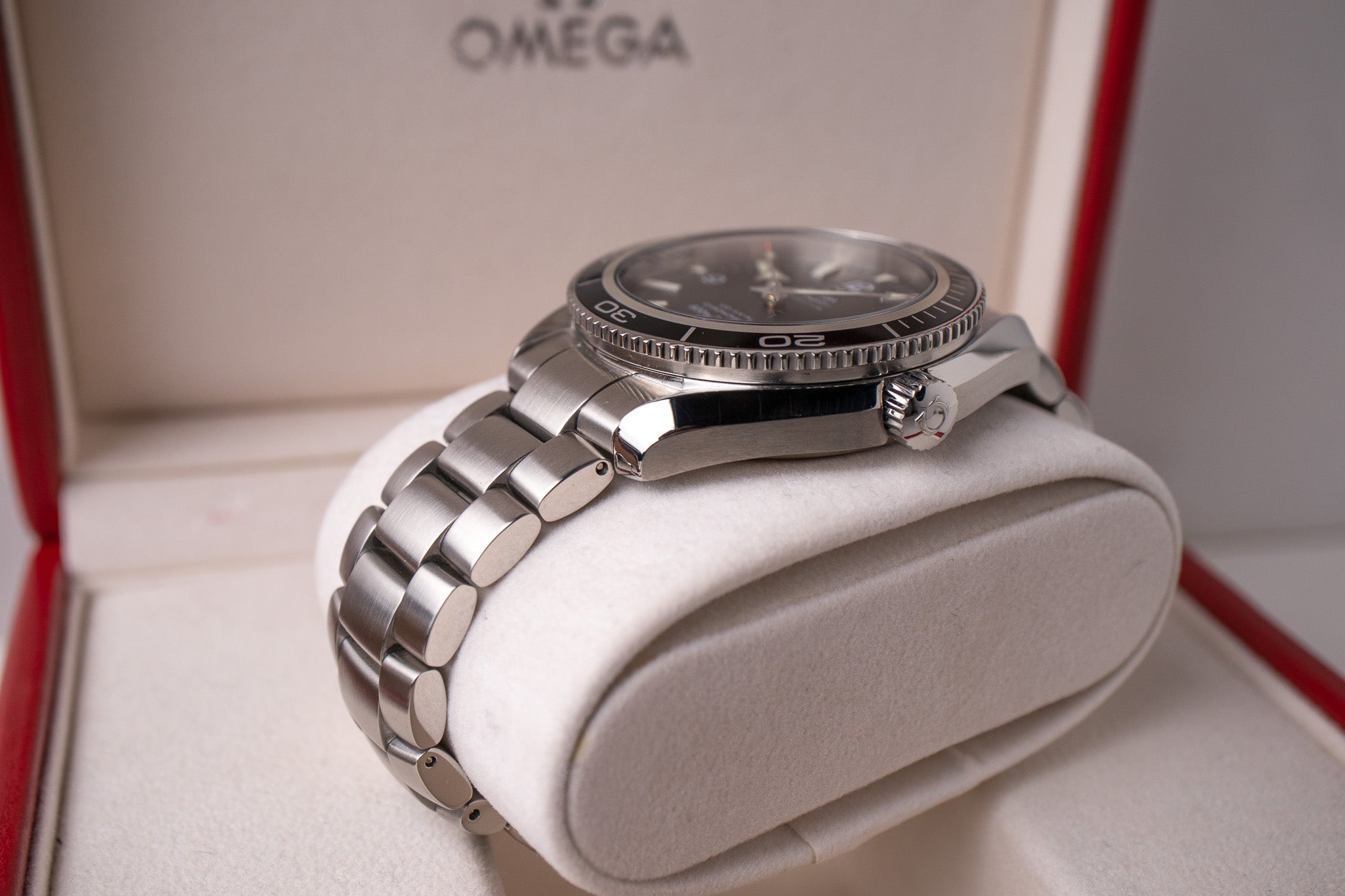 Omega Seamaster Planet Ocean 600M 2201.50