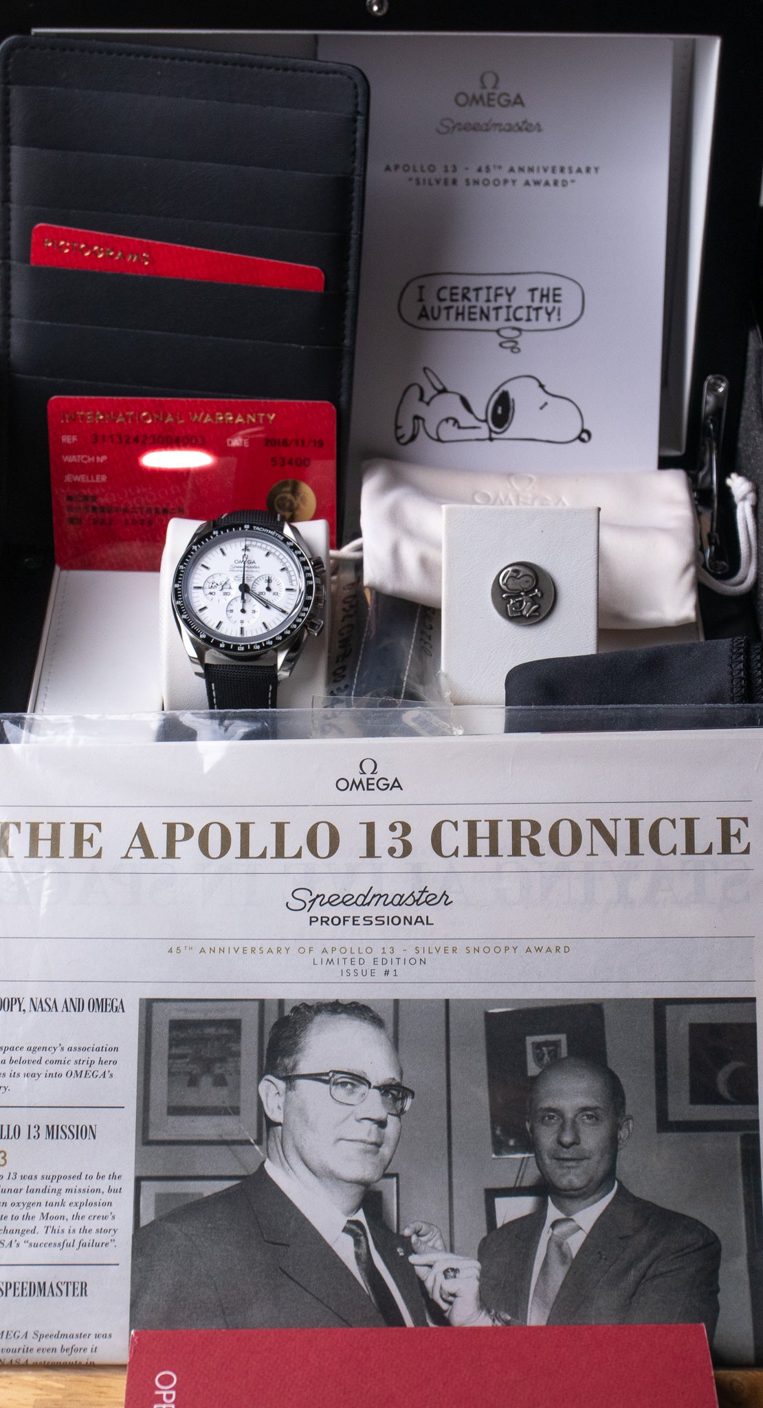 Omega Speedmaster Apollo 13 Snoopy '45th Anniversary' 311.32.42.30.04.003