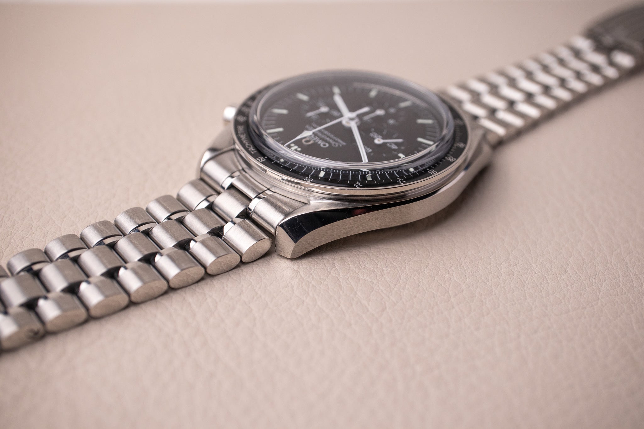 Omega Speedmaster Sapphire Sandwich 310.30.42.50.01.002