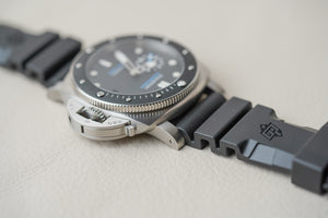 Panerai Luminor Submersible PAM683