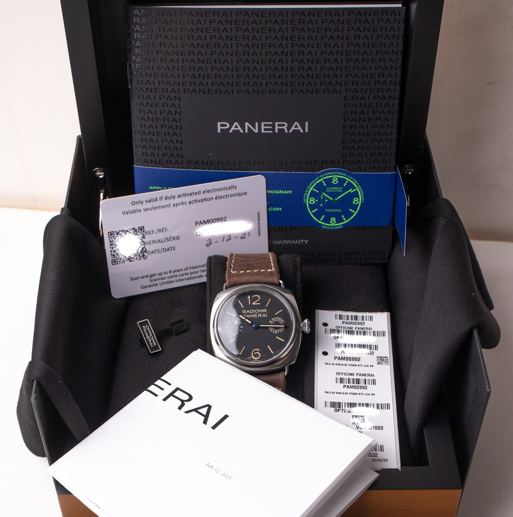 Panerai Radiomir 8 Days PAM992