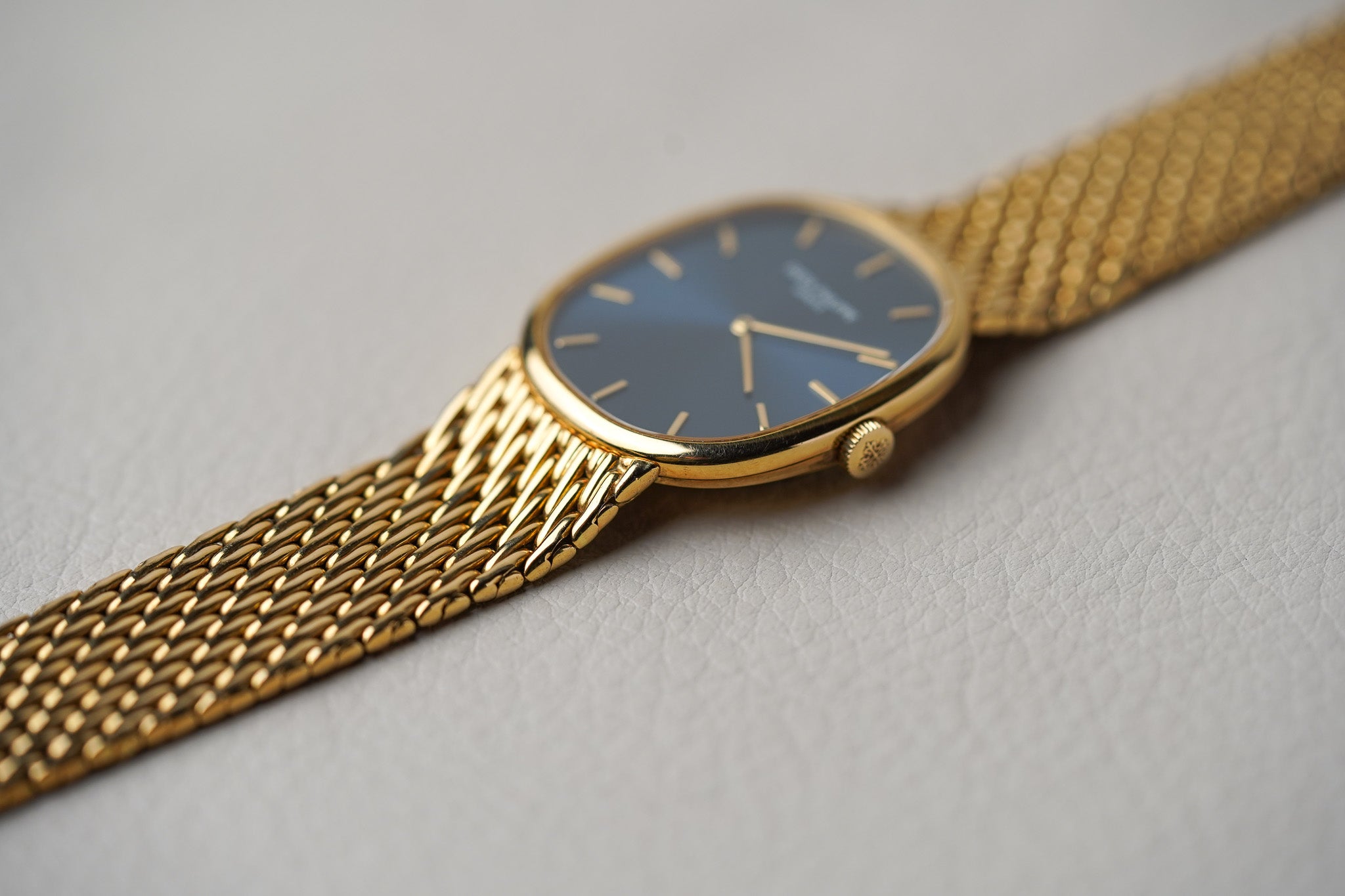 Patek Philippe Ellipse 3848/008 Yellow Gold Blue Dial