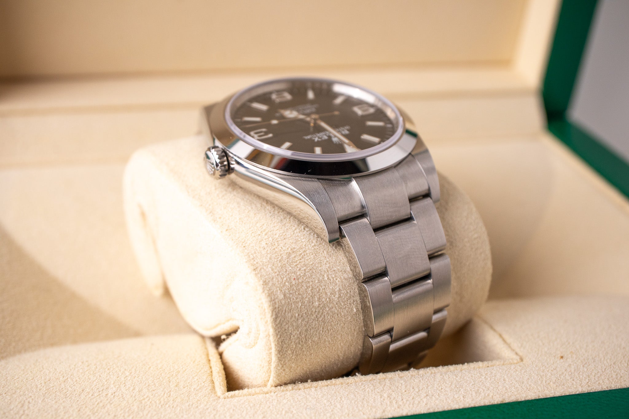 Rolex Explorer I 214270