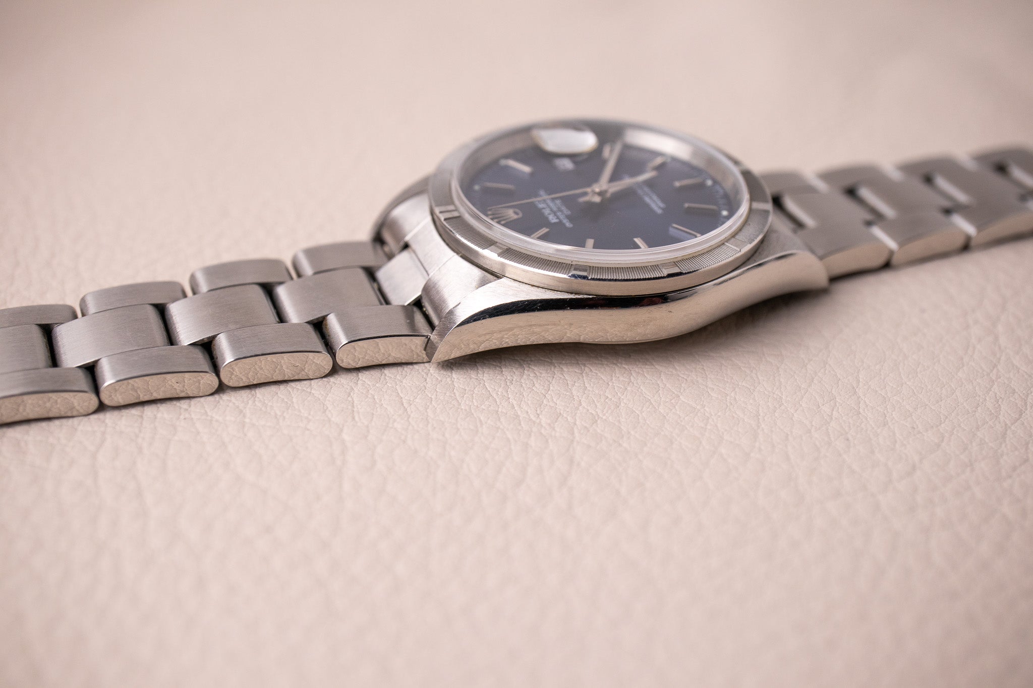 Rolex Oyster Perpetual Date 15210