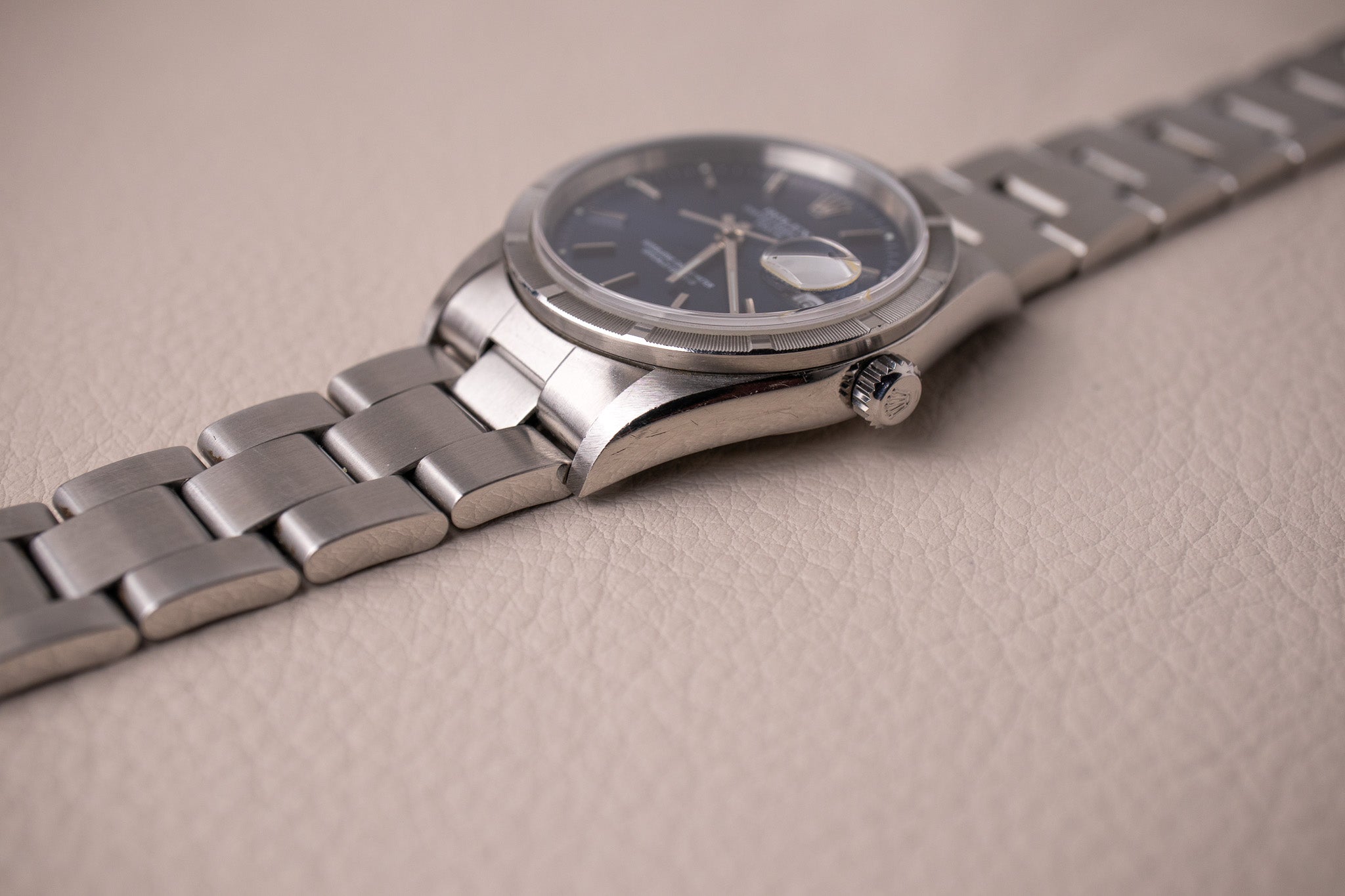 Rolex Oyster Perpetual Date 15210