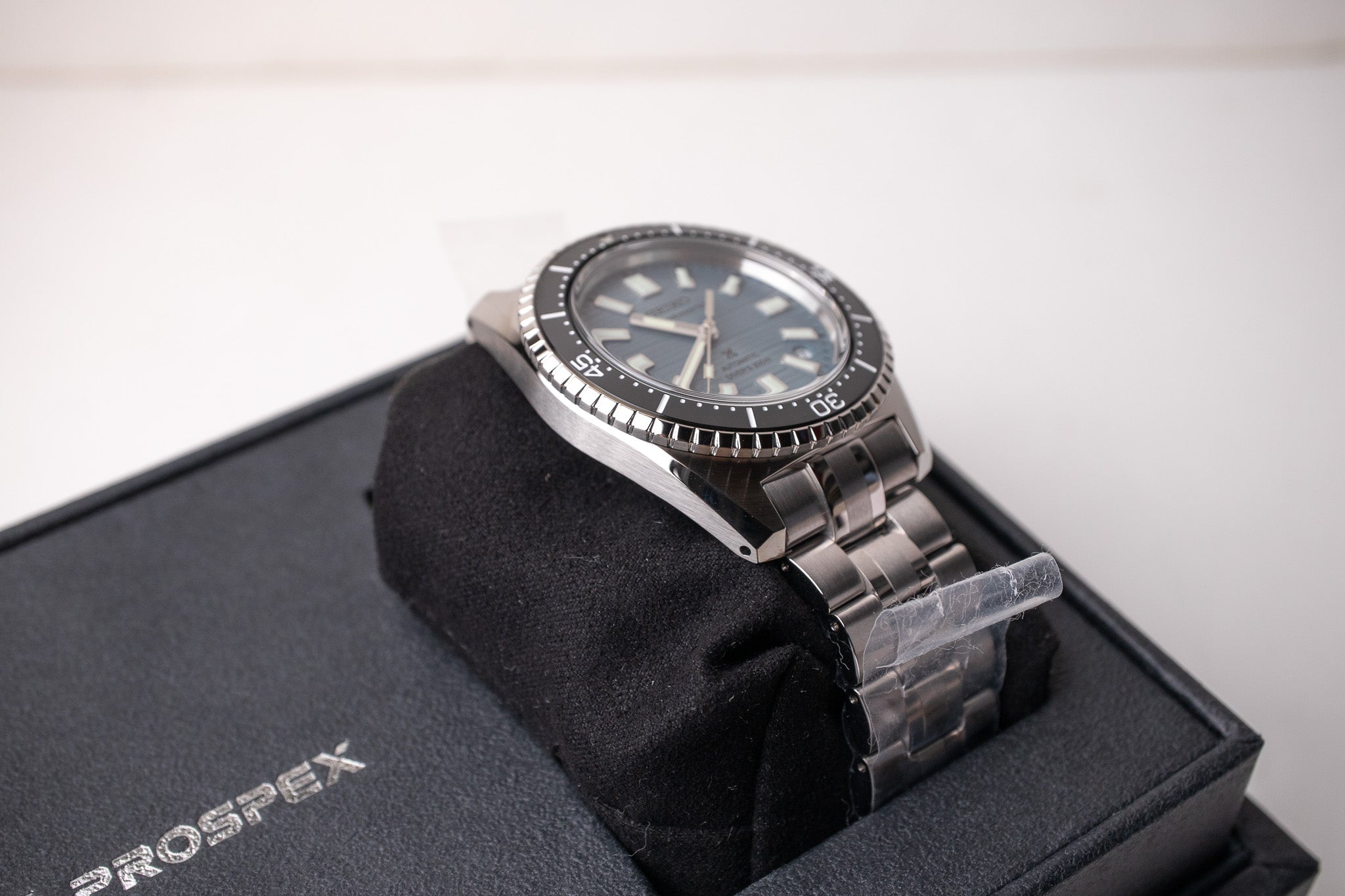 Seiko Marinemaster 200M SJE117