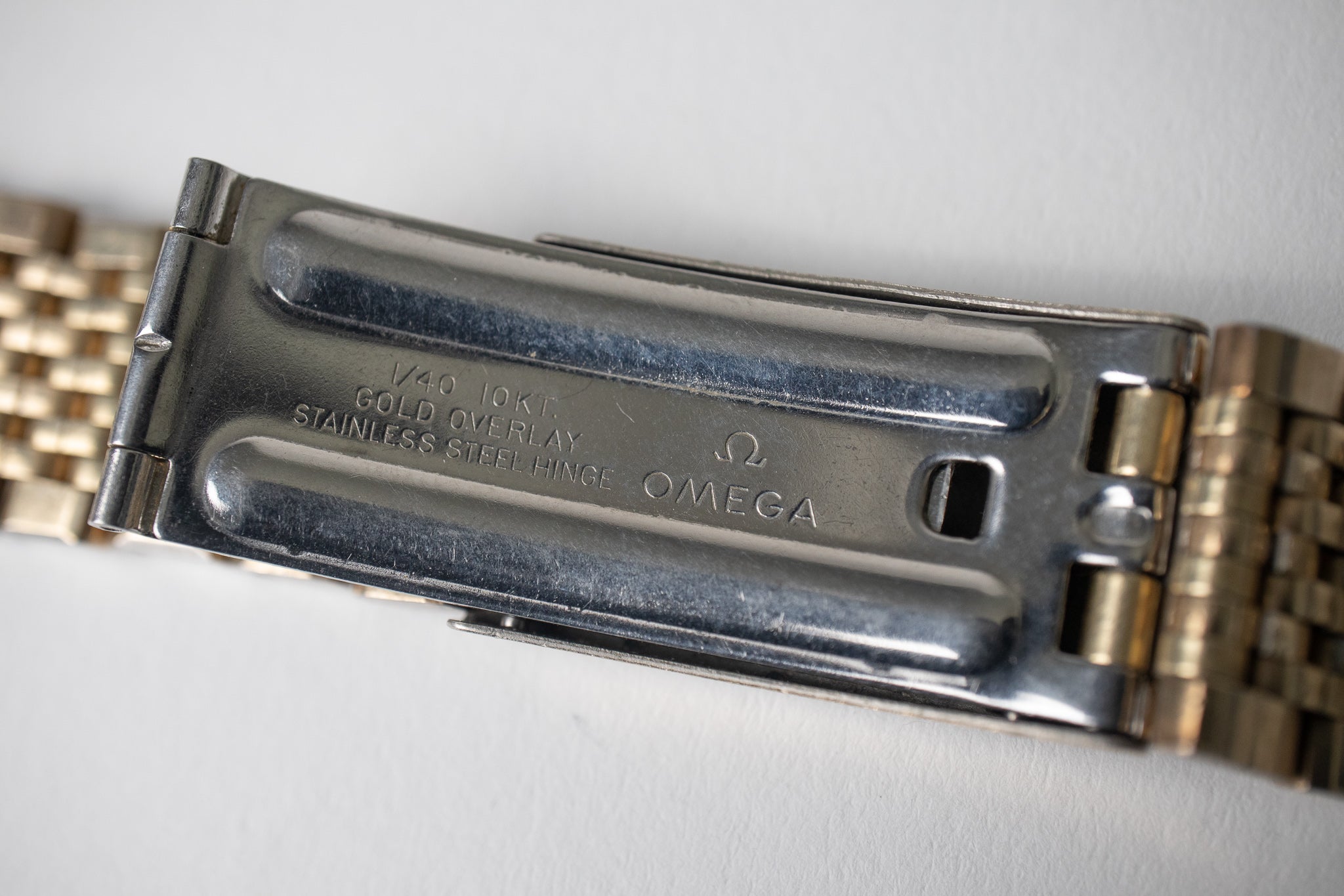 WTS] Vintage Tudor 9315 18mm Oyster Bracelet - Folded End Links - 383B  Connectors : r/Watchexchange